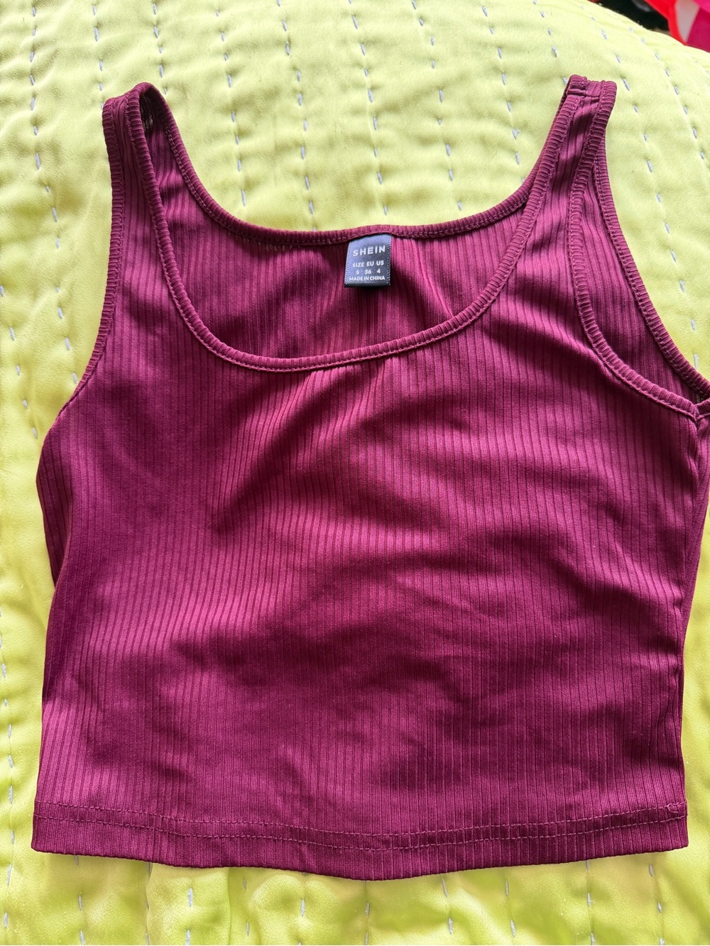 SHEIN Maroon Ribbed Crop Tank Top Size Small EUC